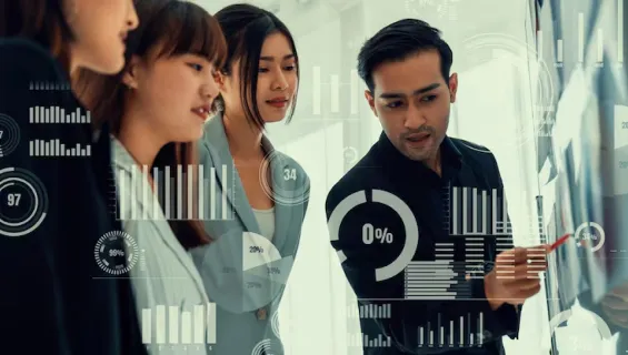 B2B branding competitors